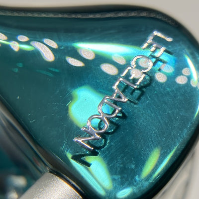 【中古】LE CELADON 【AZL-LECELADON】【秋葉原】