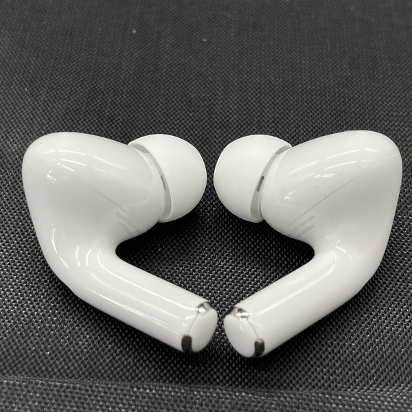 【中古】MagSafe充電ケース(USB-C)付きAirPods Pro(第2世代) MTJV3JA【秋葉原】