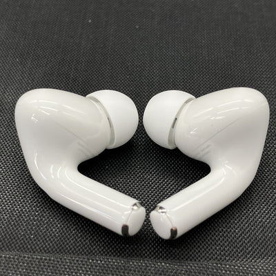 【中古】MagSafe充電ケース(USB-C)付きAirPods Pro(第2世代) MTJV3JA【秋葉原】