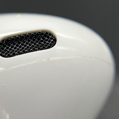 【中古】MagSafe充電ケース(USB-C)付きAirPods Pro(第2世代) MTJV3JA【秋葉原】