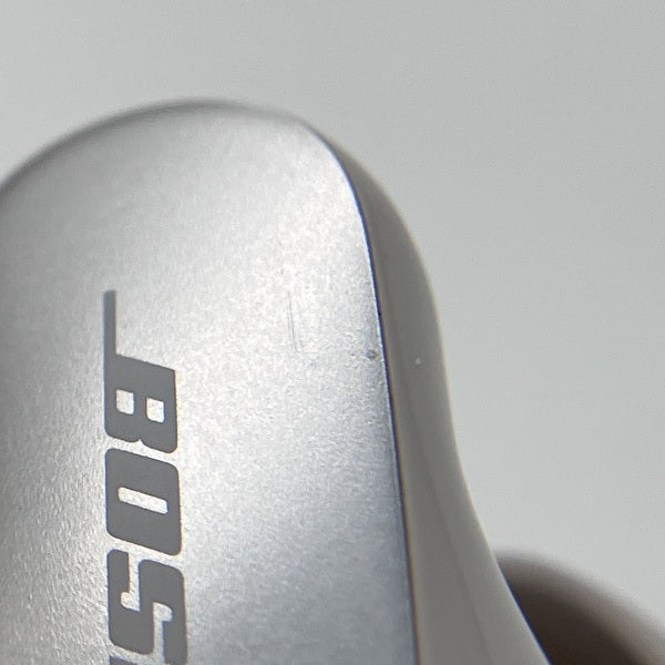 【中古】Quietcomfort Ultra Earbuds 2nd Gen White Smoke【名古屋】