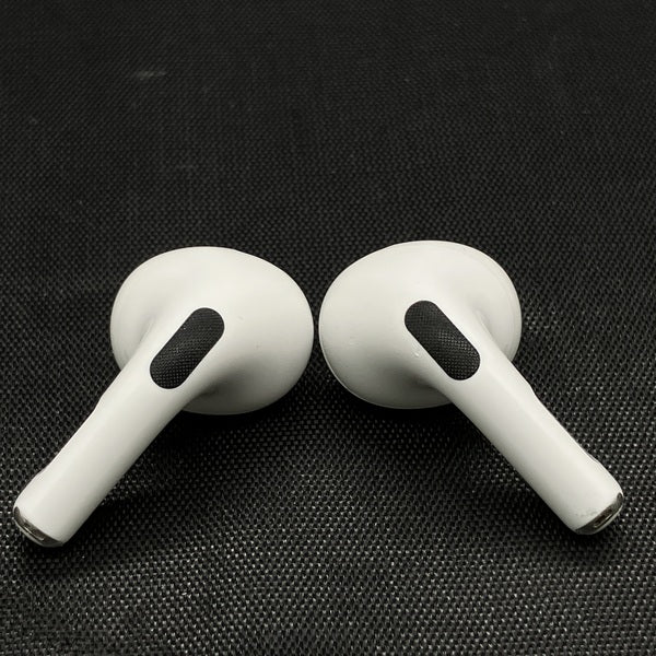 【中古】MagSafe充電ケース(USB-C)付きAirPods Pro(第2世代) MTJV3JA【秋葉原】