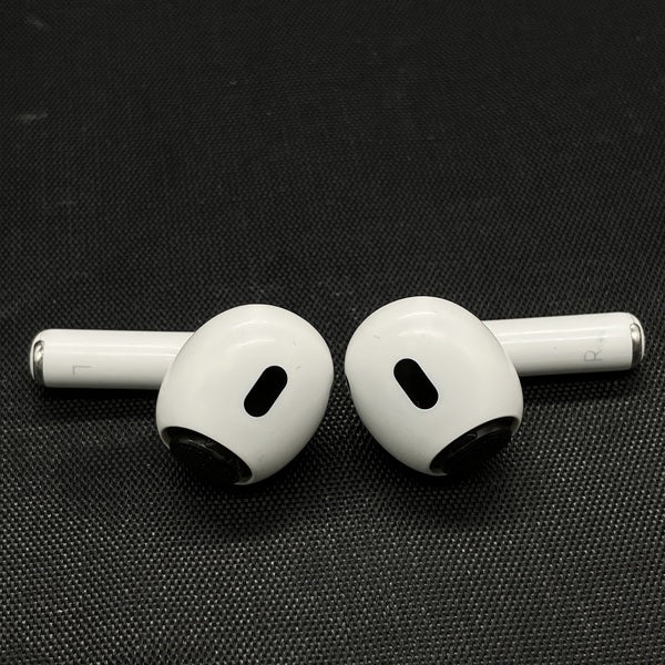 【中古】MagSafe充電ケース(USB-C)付きAirPods Pro(第2世代) MTJV3JA【秋葉原】