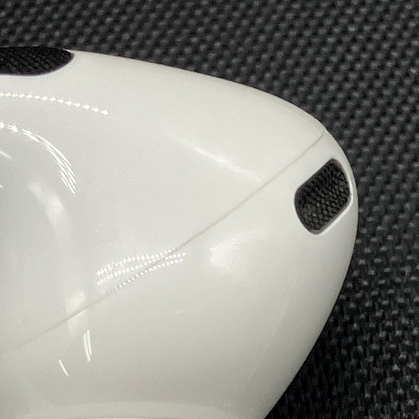 【中古】MagSafe充電ケース(USB-C)付きAirPods Pro(第2世代) MTJV3JA【日本橋】