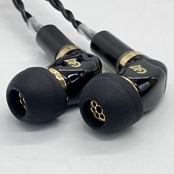 【中古】Axion Multiverse III First-Run Edition【秋葉原】