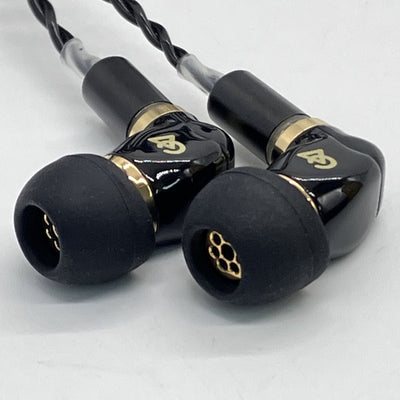 【中古】Axion Multiverse III First-Run Edition【秋葉原】