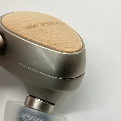 【中古】Que【日本橋】