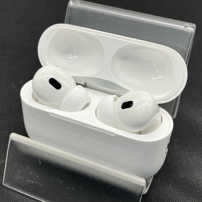 【中古】MagSafe充電ケース(USB-C)付きAirPods Pro(第2世代) MTJV3JA【秋葉原】
