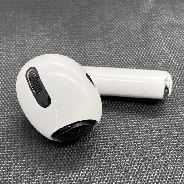 【中古】AirPods Pro （R側）【秋葉原】