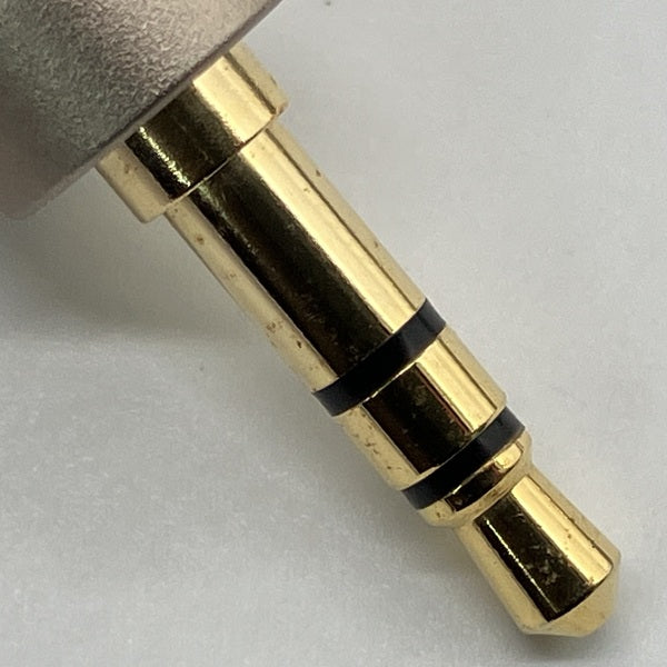 【中古】Que【日本橋】