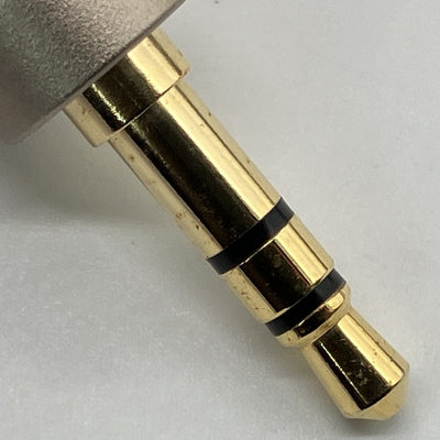 【中古】Que【日本橋】