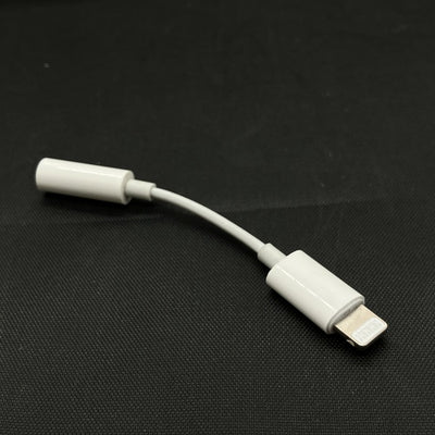 【中古】Lightning - 3.5 mmヘッドフォンジャックアダプタ【名古屋】
