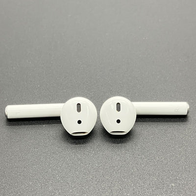 【中古】AirPods with Charging Case MV7N2J/A【秋葉原】