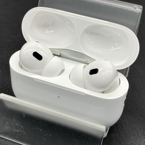 【中古】MagSafe充電ケース(USB-C)付きAirPods Pro(第2世代) MTJV3JA【秋葉原】