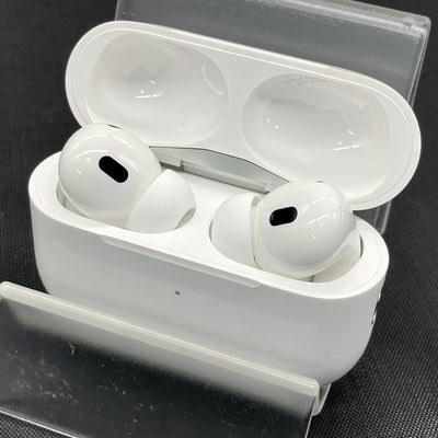 【中古】MagSafe充電ケース(USB-C)付きAirPods Pro(第2世代) MTJV3JA【秋葉原】