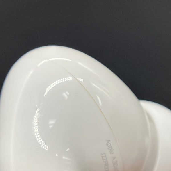 【中古】MagSafe充電ケース(USB-C)付きAirPods Pro(第2世代) MTJV3JA【秋葉原】