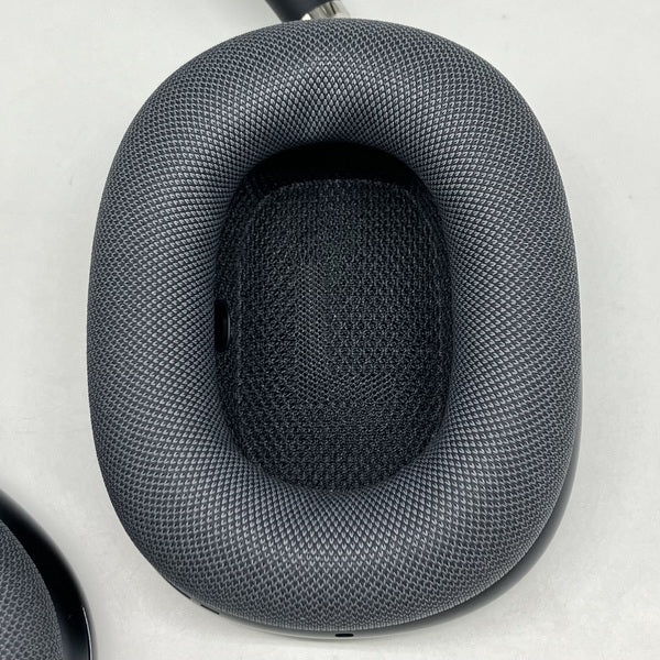 【中古】AirPods Max(USB-C) MWW43ZA/A ミッドナイト【秋葉原】