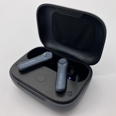【中古】Air Pro 4 - Black【秋葉原】
