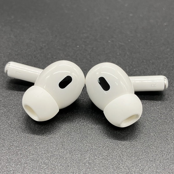 【中古】AirPods Pro (第2世代) MQD83J/A【秋葉原】