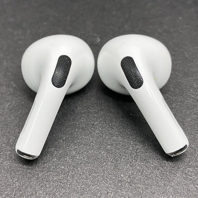 【中古】MagSafe充電ケース(USB-C)付きAirPods Pro(第2世代) MTJV3JA【仙台】