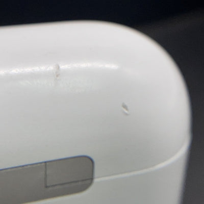 【中古】MagSafe充電ケース(USB-C)付きAirPods Pro(第2世代) MTJV3JA【仙台】