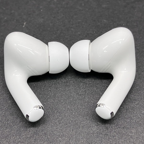 【中古】MagSafe充電ケース(USB-C)付きAirPods Pro(第2世代) MTJV3JA【秋葉原】