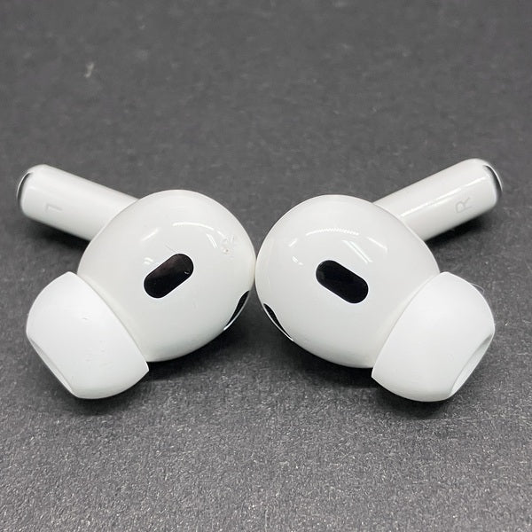 【中古】MagSafe充電ケース(USB-C)付きAirPods Pro(第2世代) MTJV3JA【秋葉原】