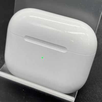 【中古】AirPods 充電ケース (第3世代)【秋葉原】