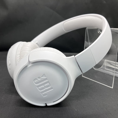 【中古】TUNE 520BT ホワイト【JBLT520BTWHT】【秋葉原】