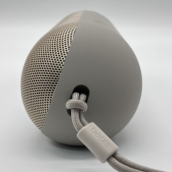 【中古】Beats Pill ワイヤレスBluetoothスピーカー シャンパンゴールド【日本橋】
