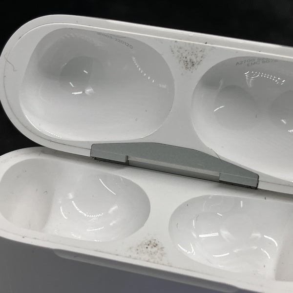 【中古】AirPods Pro (第2世代) 充電ケース (Lightning)【秋葉原】