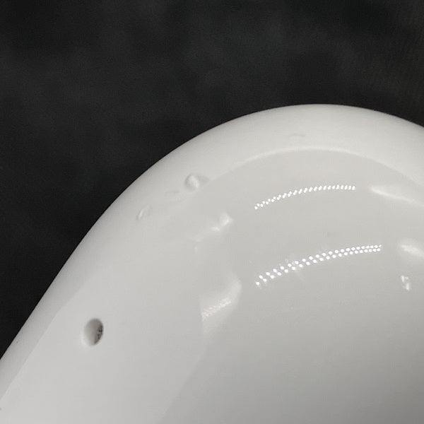 【中古】AirPods Pro (第2世代) 充電ケース (Lightning)【秋葉原】