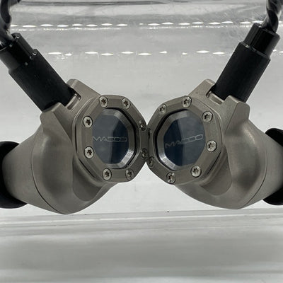 【中古】Typ821 【MDO-T821-TI】【秋葉原】