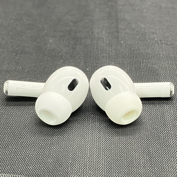 【中古】MagSafe充電ケース(USB-C)付きAirPods Pro(第2世代) MTJV3JA【日本橋】
