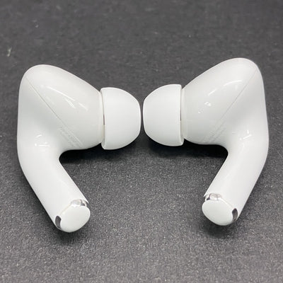 【中古】MagSafe充電ケース(USB-C)付きAirPods Pro(第2世代) MTJV3JA【秋葉原】