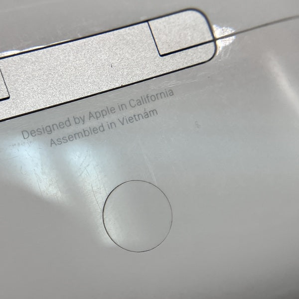 【中古】MagSafe充電ケース(USB-C)付きAirPods Pro(第2世代) MTJV3JA【秋葉原】