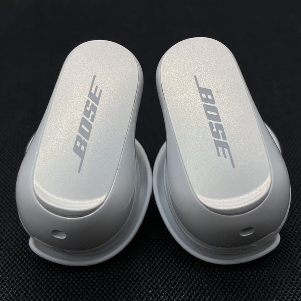 BOSE ULTRA earbuds ホワイト 中古美品 BOSE QuietComfort Ultra Earbuds ホワイトスモーク|中古