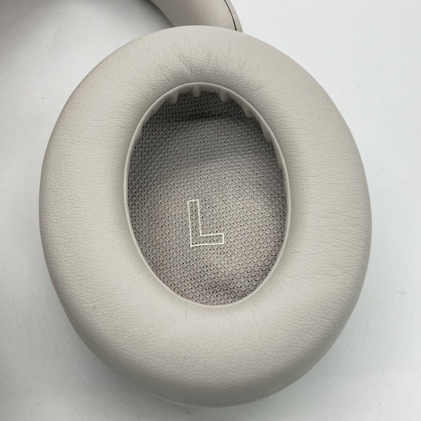 【中古】QuietComfort Ultra Headphones White Smoke【秋葉原】