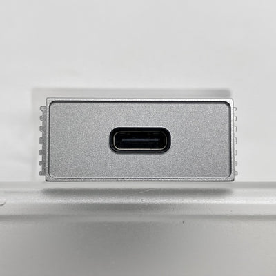 【中古】UA6 Silver【仙台】