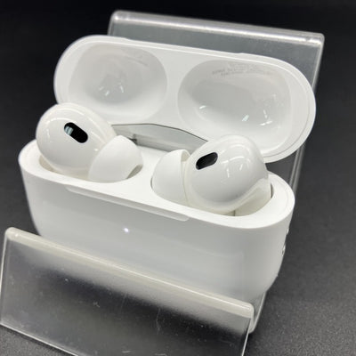 【中古】MagSafe充電ケース(USB-C)付きAirPods Pro(第2世代) MTJV3JA【秋葉原】