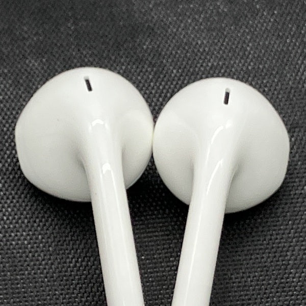 【中古】EarPods with Lightning Connector【秋葉原】