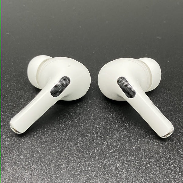 【中古】AirPods Pro (第2世代) MQD83J/A【秋葉原】