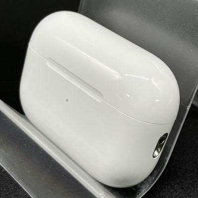 【中古】MagSafe充電ケース(USB-C)付きAirPods Pro(第2世代) MTJV3JA【秋葉原】