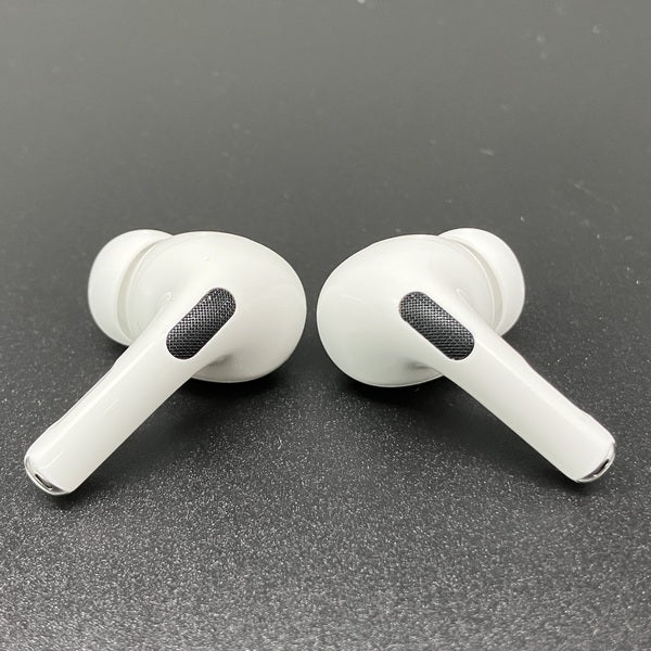 Apple 【中古】MagSafe充電ケース(USB-C)付きAirPods Pro(第2