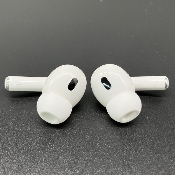 【中古】MagSafe充電ケース(USB-C)付きAirPods Pro(第2世代) MTJV3JA【秋葉原】