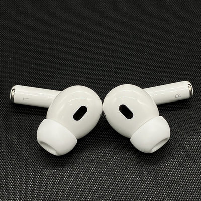 【中古】MagSafe充電ケース(USB-C)付きAirPods Pro(第2世代) MTJV3JA【秋葉原】