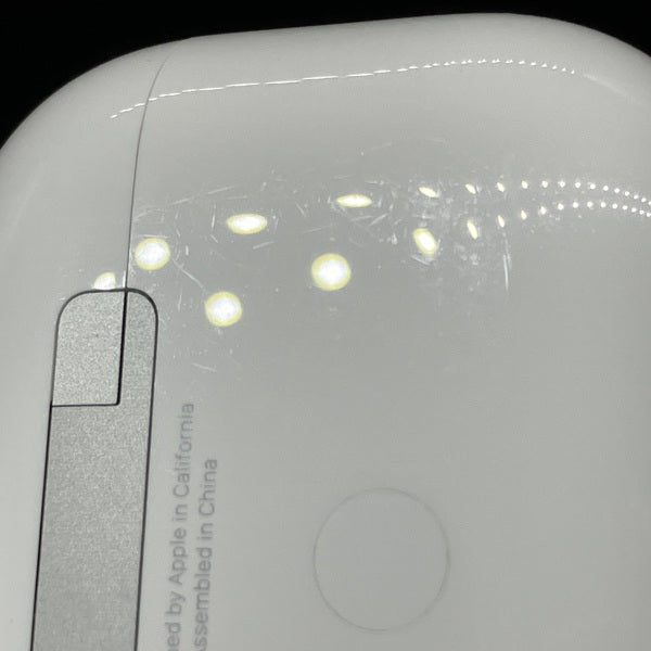 【中古】MagSafe充電ケース(USB-C)付きAirPods Pro(第2世代) MTJV3JA【秋葉原】