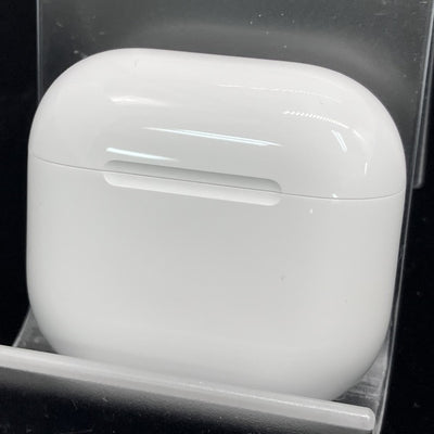 【中古】AirPods 4 MXP93J/A（アクティブノイズキャンセリング搭載）【日本橋】