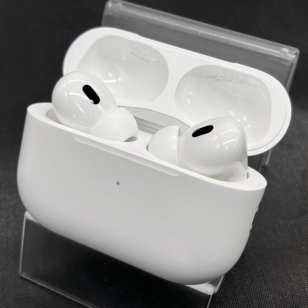 【中古】MagSafe充電ケース(USB-C)付きAirPods Pro(第2世代) MTJV3JA【秋葉原】