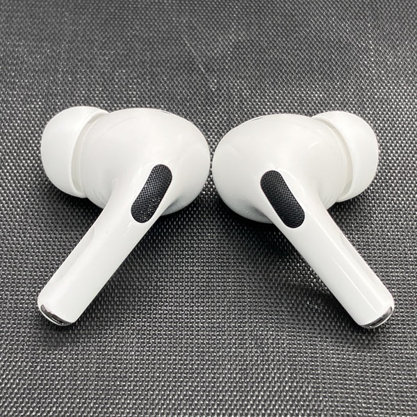 【中古】MagSafe充電ケース(USB-C)付きAirPods Pro(第2世代) MTJV3JA【秋葉原】